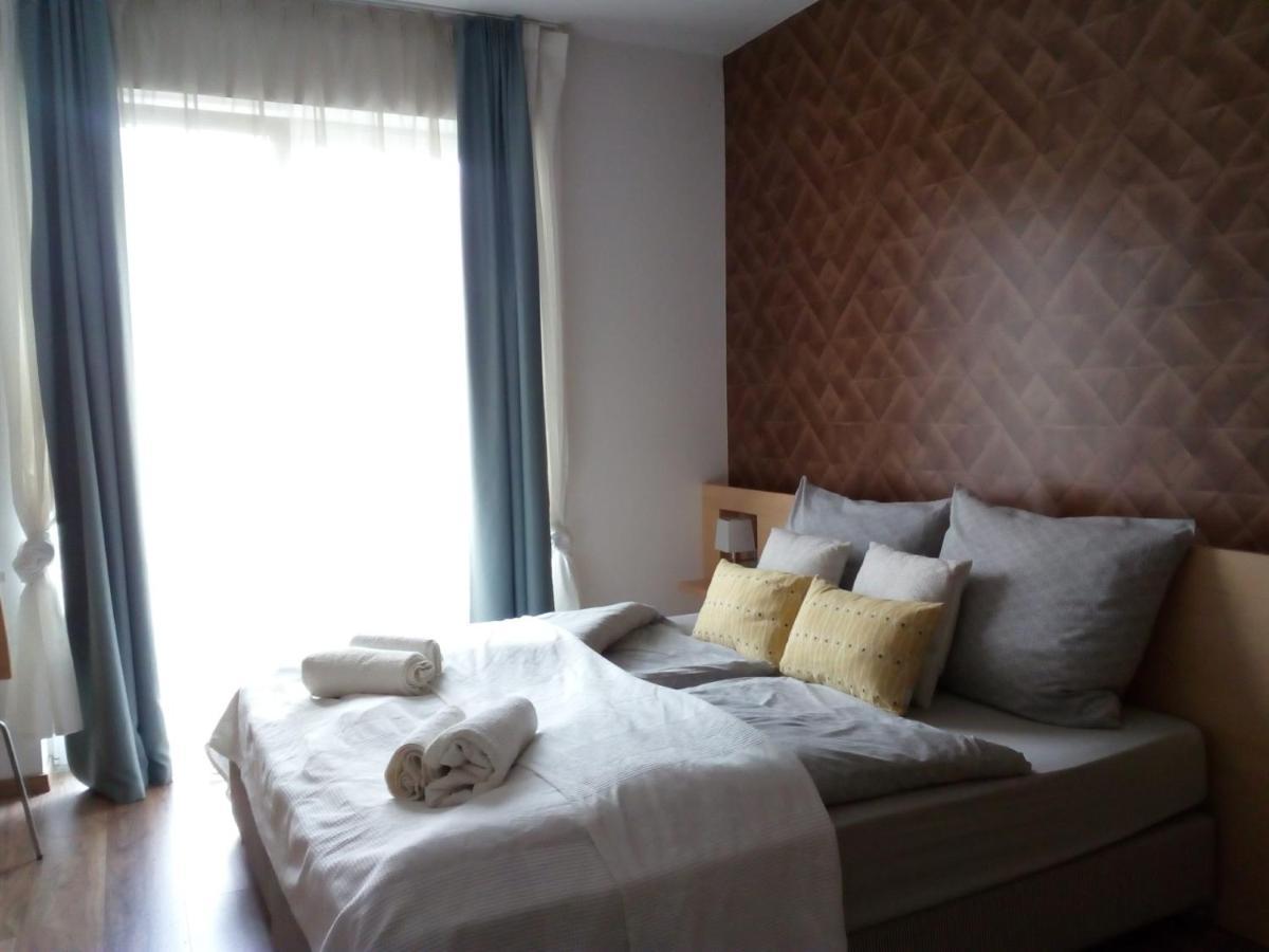 Fuered Central Apartman Balatonfured Exterior photo