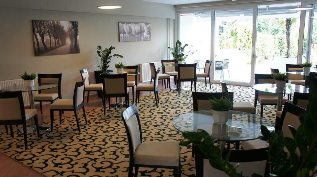 Fuered Central Apartman Balatonfured Exterior photo